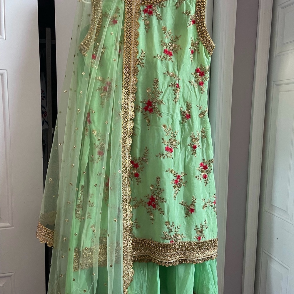 Bollywood Indian outfit